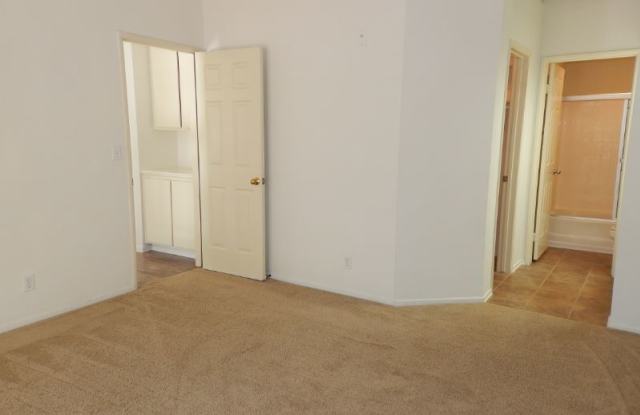 5792 Oak Bend Ln Gallery 4