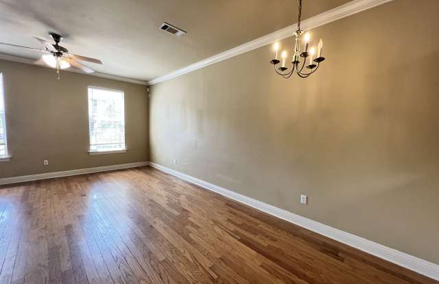 2104 Mt Hope Aly photos photos