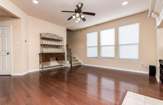 5324 Oakley Road Gallery 2