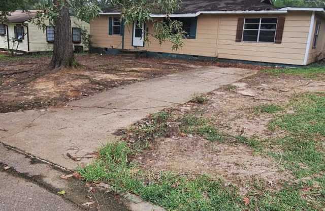 3021 Woodview Drive photos photos