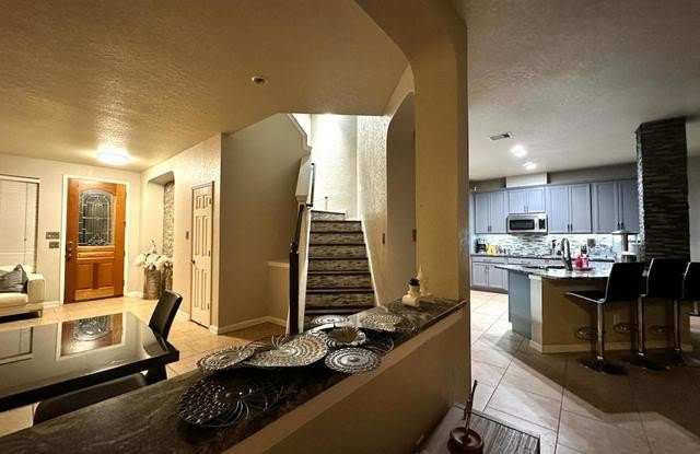 21115 Cape Coral Gallery 3