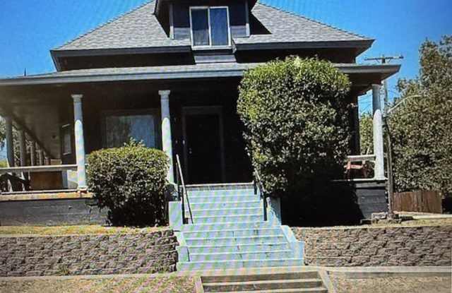 Charming Historic 3BR / 2B Home with Modern Comforts – Available Now! photos photos
