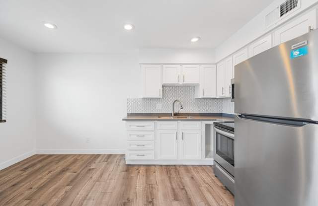 3135 East Fairmount Avenue Gallery 4