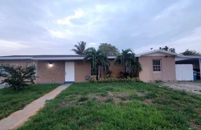 19225 NW 50 CT Gallery 1