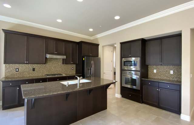 $2,495 - Forkner Crest 55+ Beautiful Gated Community Gallery 1