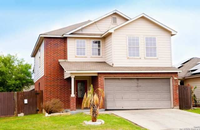 *MOVE IN SPECIAL* Spacious 2-Story 4 Bedroom / 2.5 Bath Home In Converse, TX! photos photos