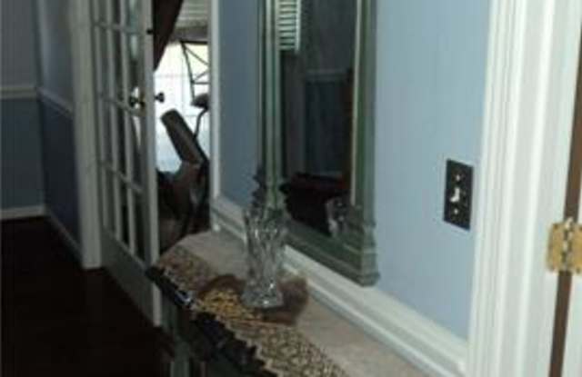 4706 Redmond Court NW Gallery 3