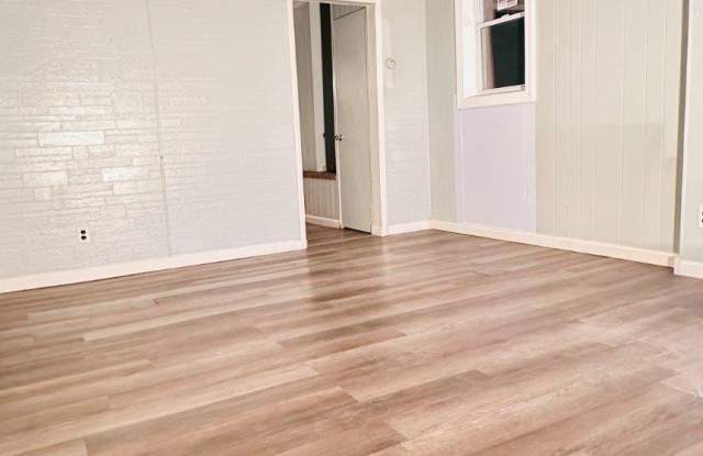 13 N 2ND Street Gallery 3