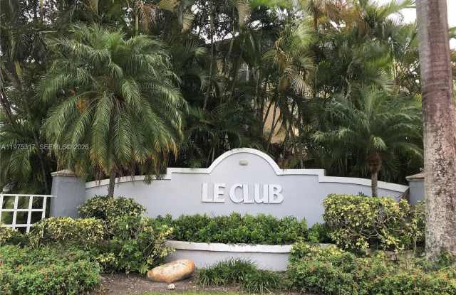 8580 SW 212th St photos photos