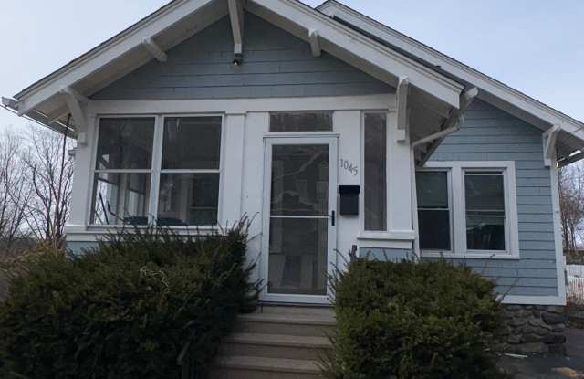 1045 Cooke Street photos photos