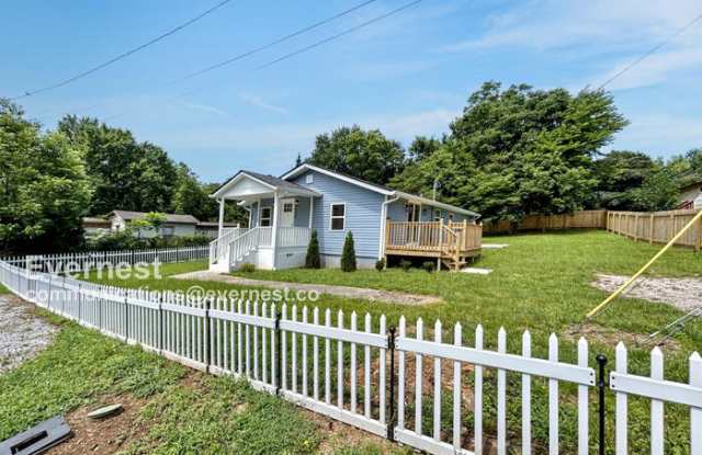 1121 Lawley Street photos photos