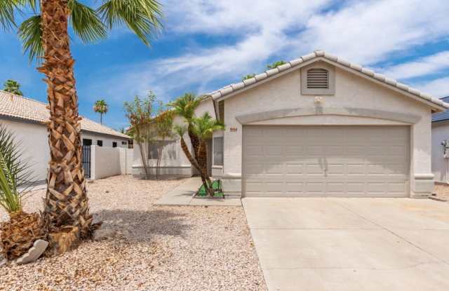 954 E Morelos St photos photos