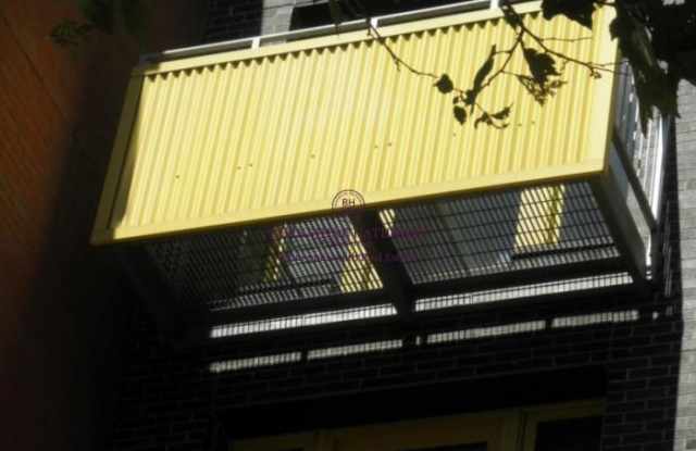 157 Sixth St. Gallery 4