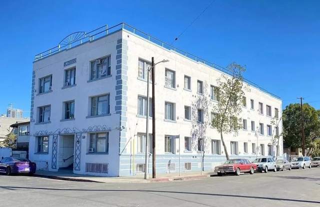 1984 Park Grove Ave photos photos