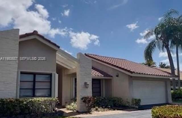 10404 NW 5th Mnr photos photos