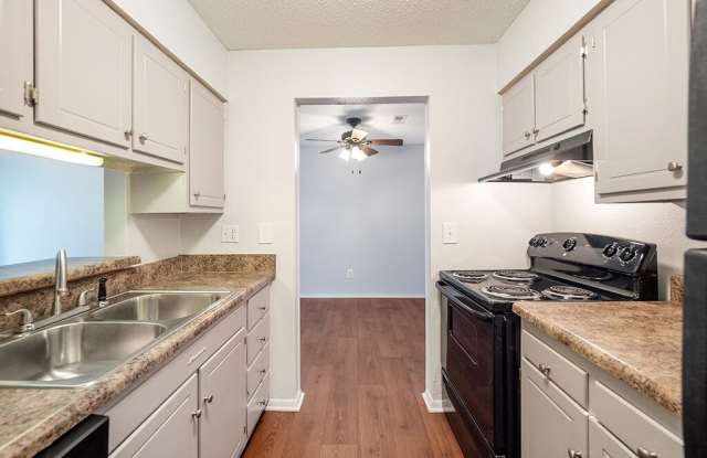 Willow Run Apartments photos photos