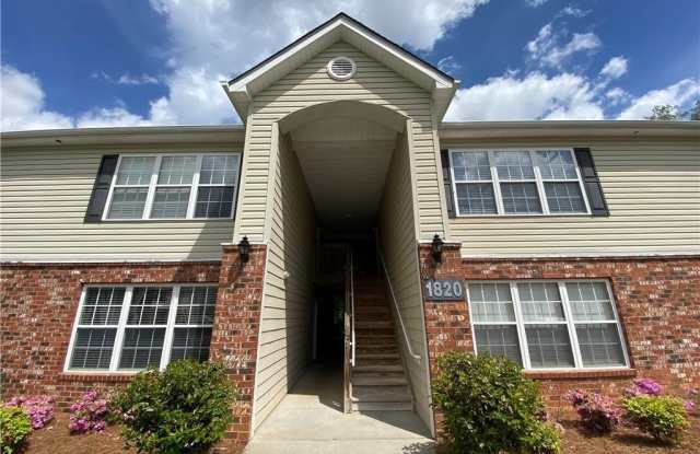 1820 Crest Hollow Drive - 1820 Crest Hollow Drive, Winston-Salem, NC 27127 1820 Crest Hollow Drive - 1820 Crest Hollow Drive, Winston-Salem, NC 27127