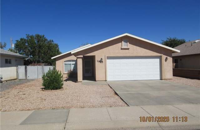 1815 Gates - 1815 Gates Avenue, Kingman, AZ 86401