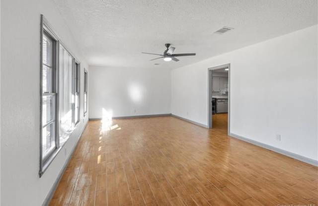 2707 Tupelo Street Gallery 3