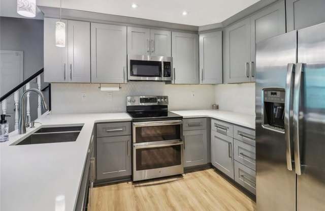 4528 HIGH GROVE Court NW Gallery 2