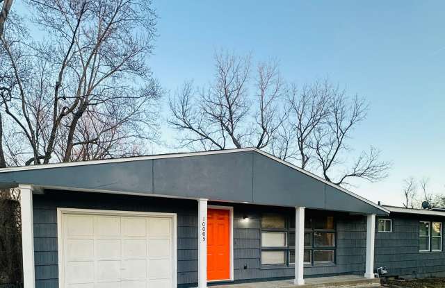 South Kansas City Home For Rent - 10005 Belmont Avenue, Kansas City, MO 64134