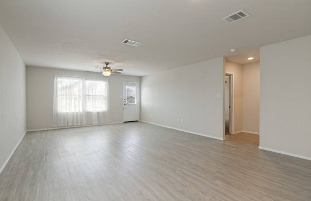 One Story Beauty in Bulverde! Gallery 4