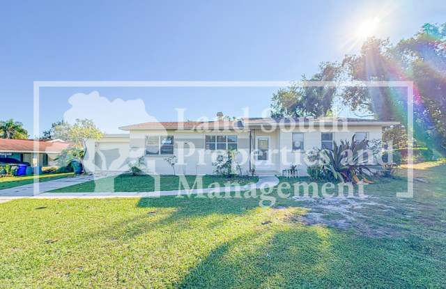 1218 Sunset Avenue - 1218 Sunset Avenue, Lakeland, FL 33801