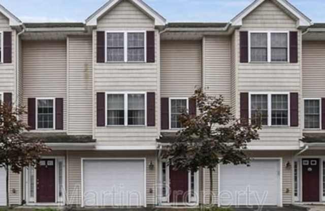 140 Stedman Street, Unit 8 - 1 photos photos