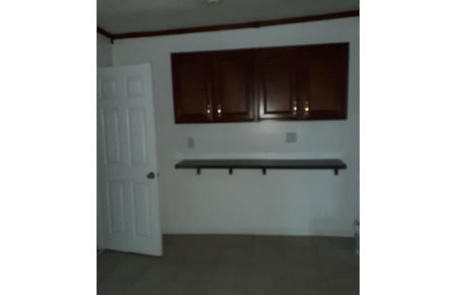 5218 Wilton Heights Ave Gallery 4