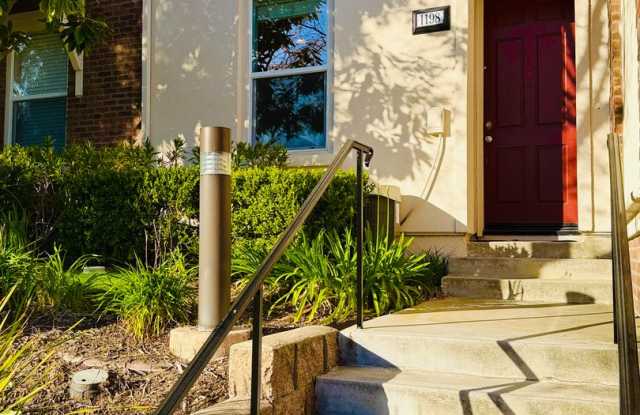 Luxury 2 Bedroom plus Den/Office in the heart of San Elijo Hills photos photos