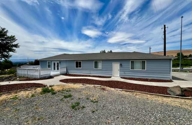 Non-Refundable & Security Deposit Total: $2,800 photos photos Non-Refundable & Security Deposit Total: $2,800 photos photos