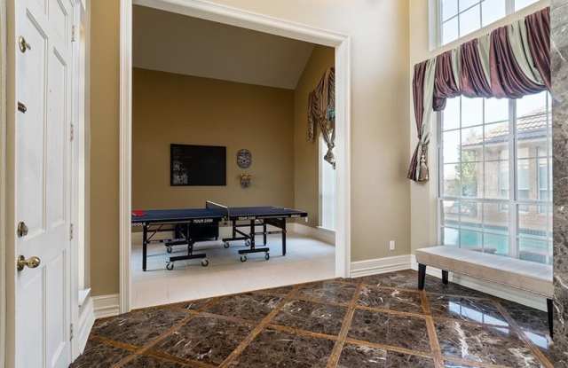 7000 Sedgehill Court Gallery 2