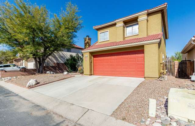 Oro Valley- 3 bedroom/ 3 bathroom home AVAILABLE MID AUGUST! Gallery 4