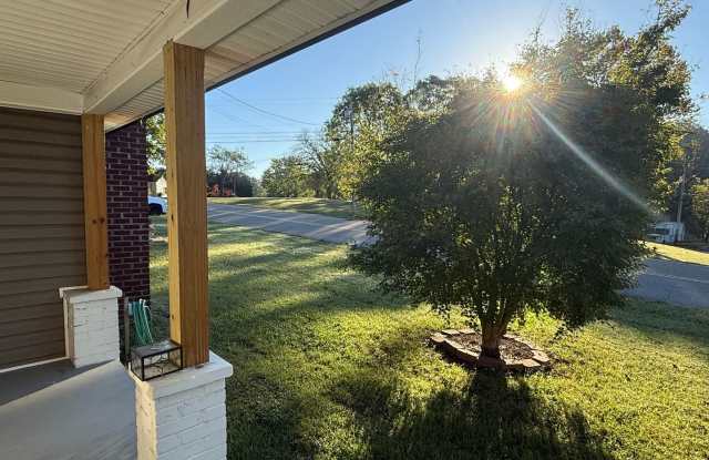 Very nice 4 bedroom home near Tri Cities Airport & Northeast State! Gallery 4