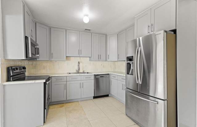 1831 Southwest 97th Terrace photos photos