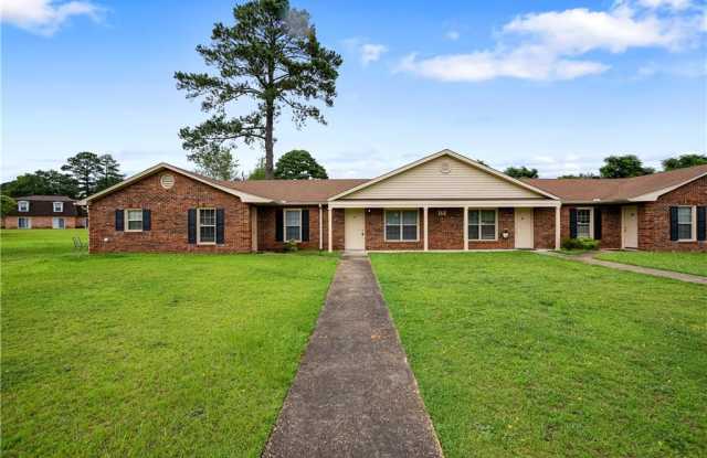 Crabapple Circle 278-60 - 278 Crabapple Circle, Fayetteville, NC 28303 Crabapple Circle 278-60 - 278 Crabapple Circle, Fayetteville, NC 28303