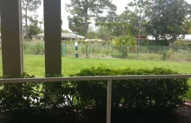 Unfurnished 1 X 1 first floor in desirable area of Bonita Springs Gallery 3