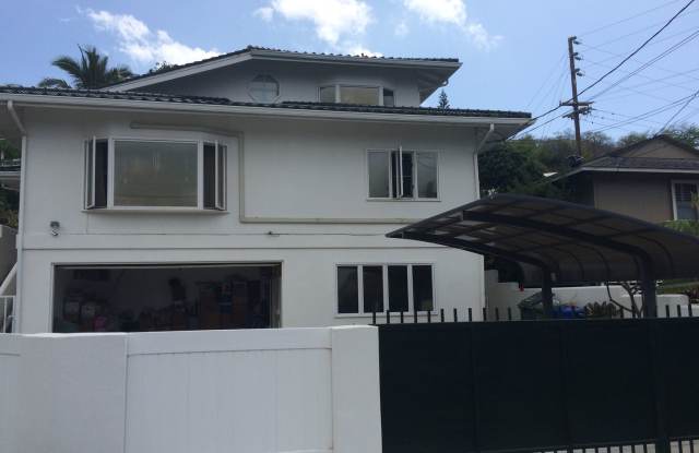 1 bedroom, 1 bath unit, NO parking - Avail now photos photos