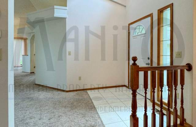 ***Move In Special***  Sprawling Glenngrae Gated Community Gallery 4