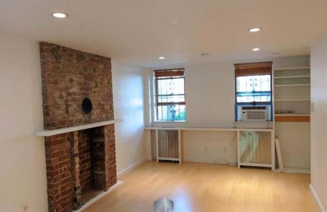 252 16 Street Gallery 2