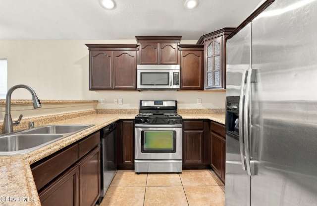 3277 GARDEN POINT Drive Gallery 4