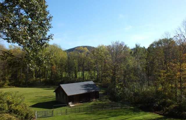 21 Dugway Road Gallery 2