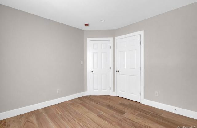 295 Bergen Avenue Gallery 4