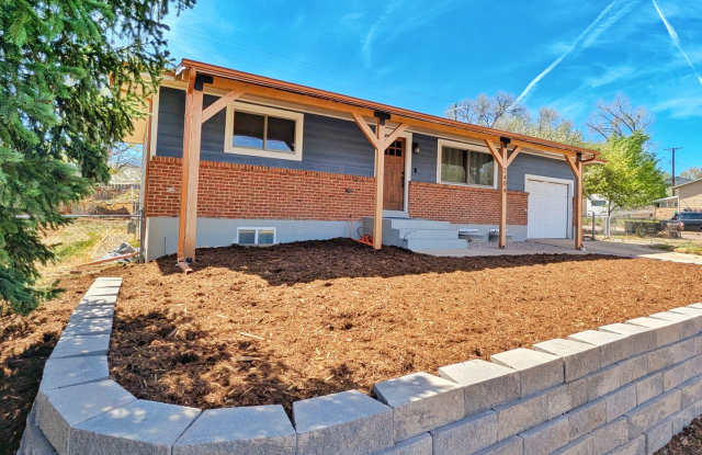 Charming 3 Bd 2 B Corner Lot Single Family Home photos photos