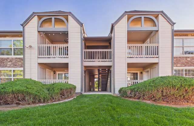 Come see this gorgeous apartment in the Denver Tech Center! Gallery 1