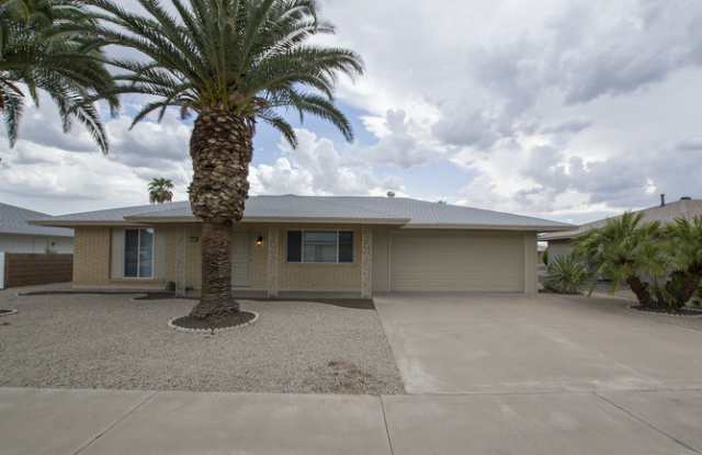 10319 West Cameo Drive Gallery 2