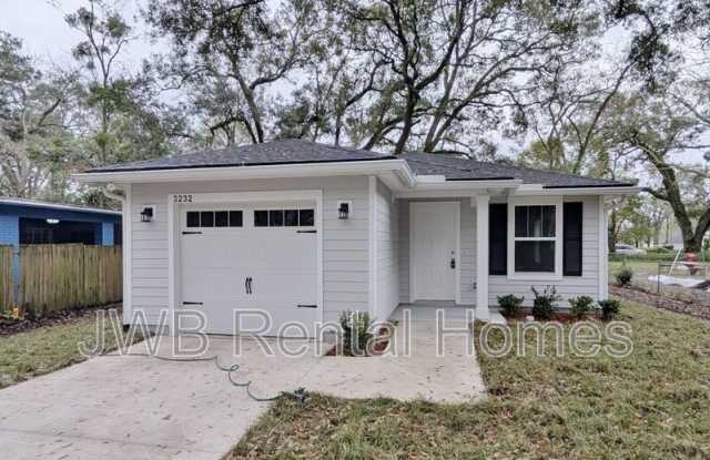 3232 Hunt St photos photos