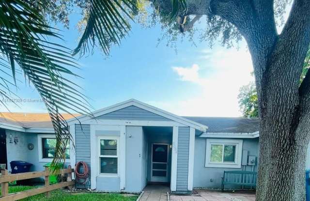 8084 Nw 41 photos photos