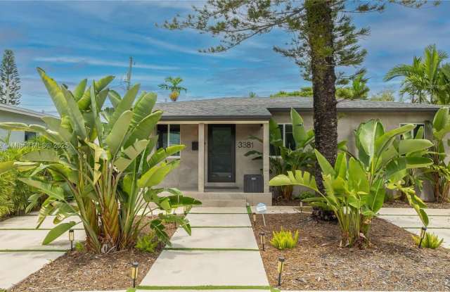 3381 Florida Ave photos photos