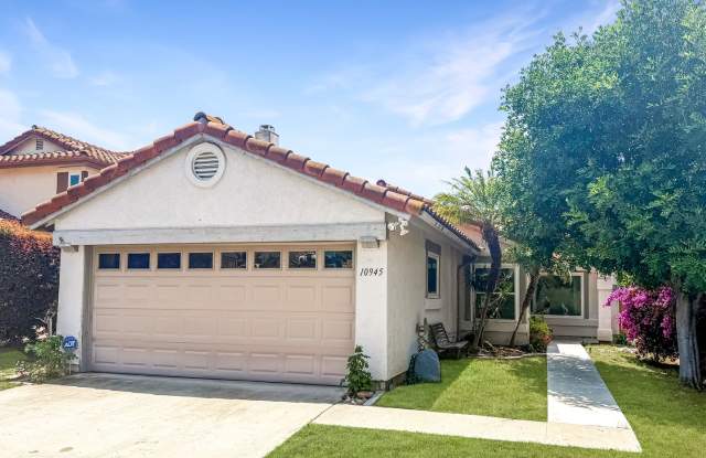 Beautiful 3B/2BA House w/ Attached Garage  Washer/Dryer! photos photos